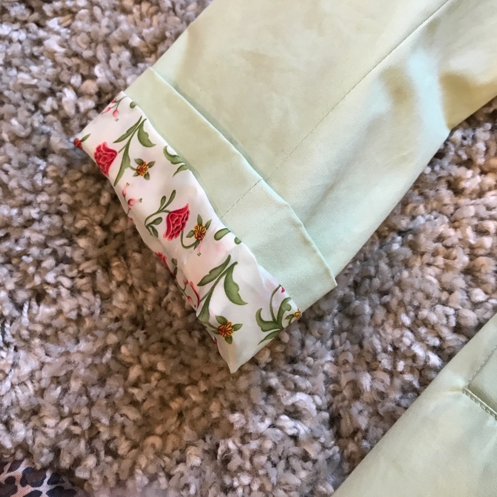 Pale green trench coat. - Picture 7 of 8